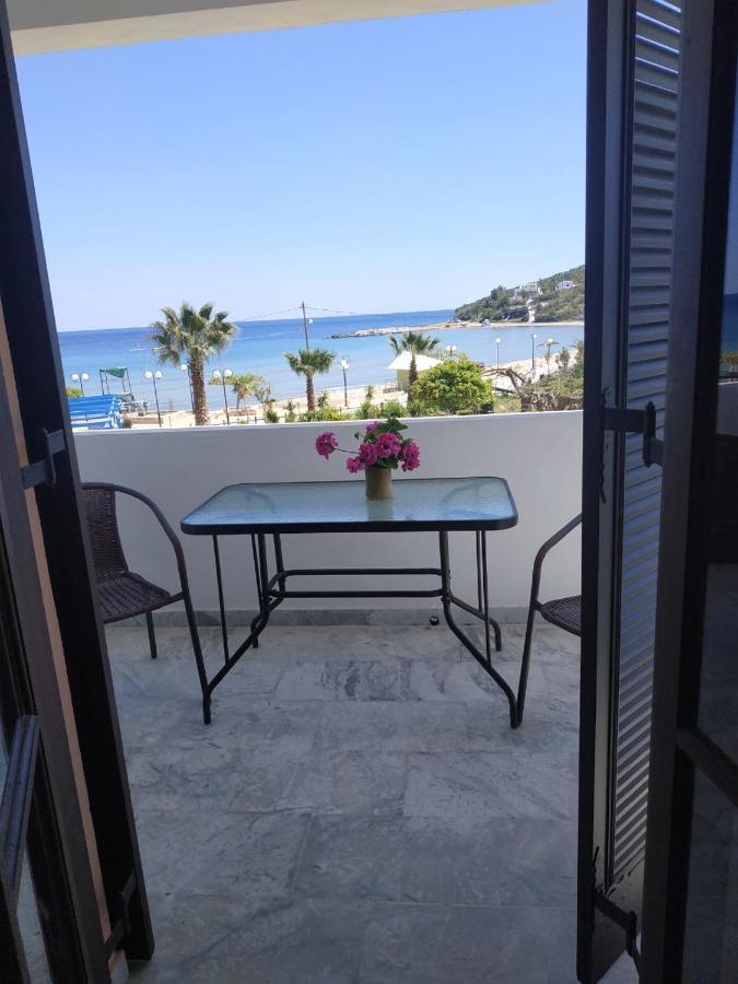 Παραθαλασσια Στουντιο Μιχαλιας Sea View Studio Michalias Agia Marina  Exteriör bild