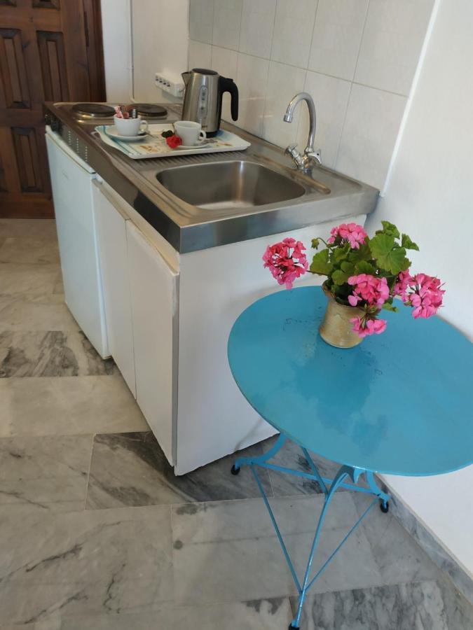 Παραθαλασσια Στουντιο Μιχαλιας Sea View Studio Michalias Agia Marina  Exteriör bild